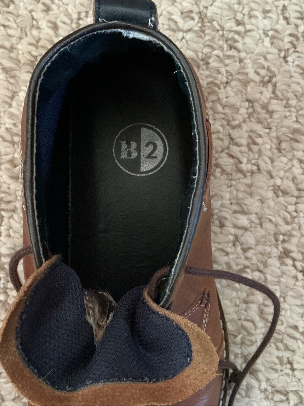 Men's Tan Leather Chukka Boots with Contrast Stitching - Picture 4 of 8